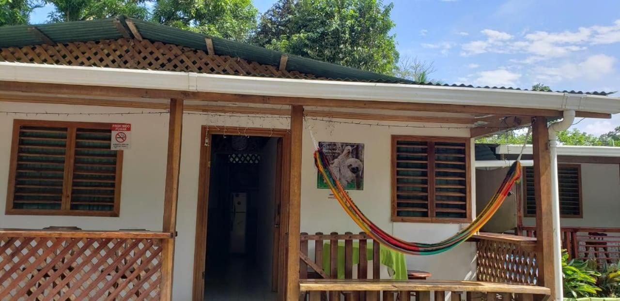 Hostal Cecilia Puerto Viejo de Talamanca Buitenkant foto